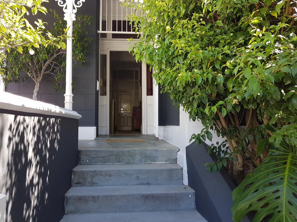 Gilmour Hill Bed & Breakfast Cape Town Exterior foto