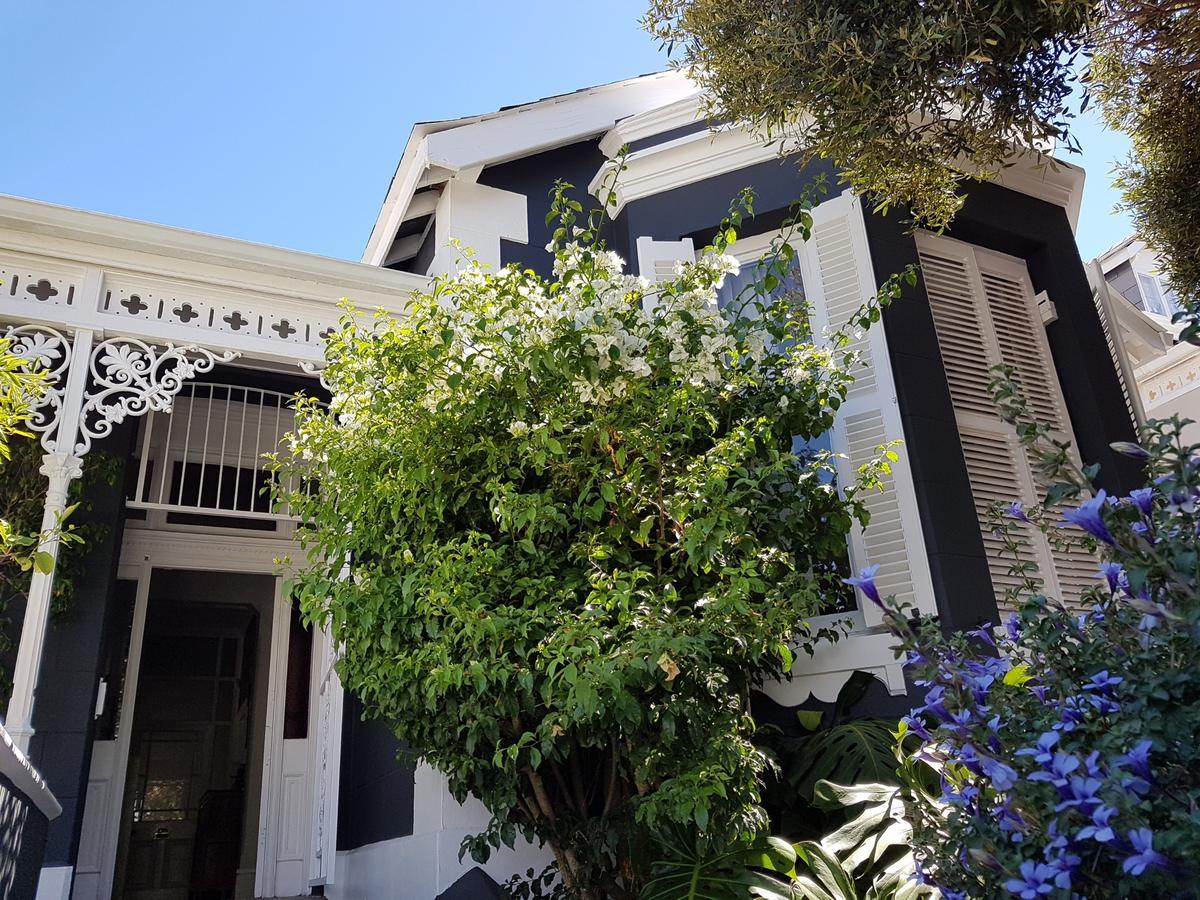 Gilmour Hill Bed & Breakfast Cape Town Exterior foto