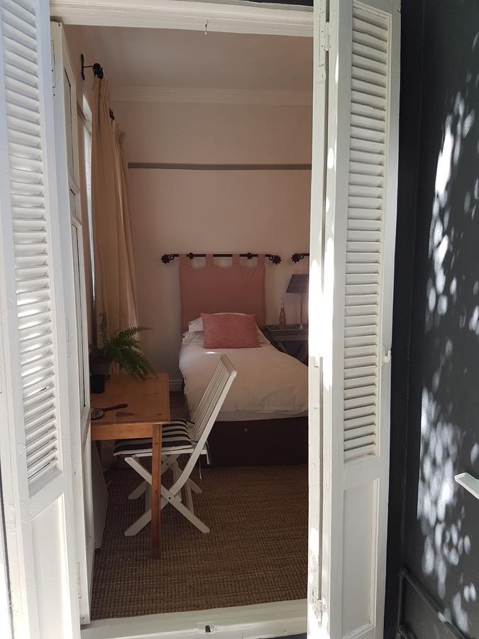 Gilmour Hill Bed & Breakfast Cape Town Exterior foto