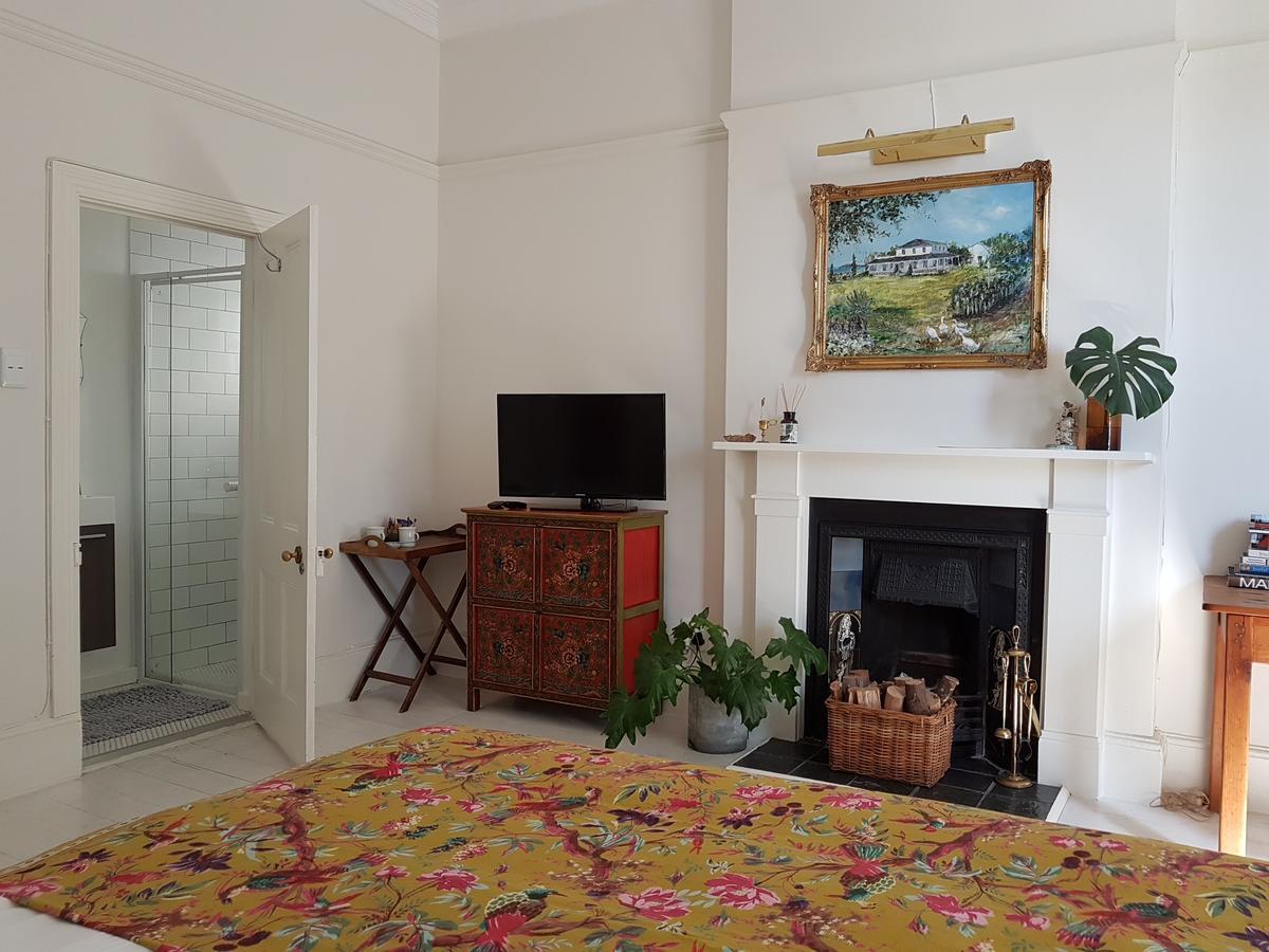 Gilmour Hill Bed & Breakfast Cape Town Exterior foto