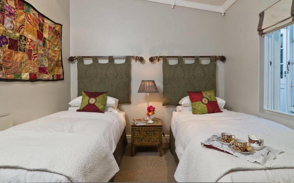 Gilmour Hill Bed & Breakfast Cape Town Exterior foto